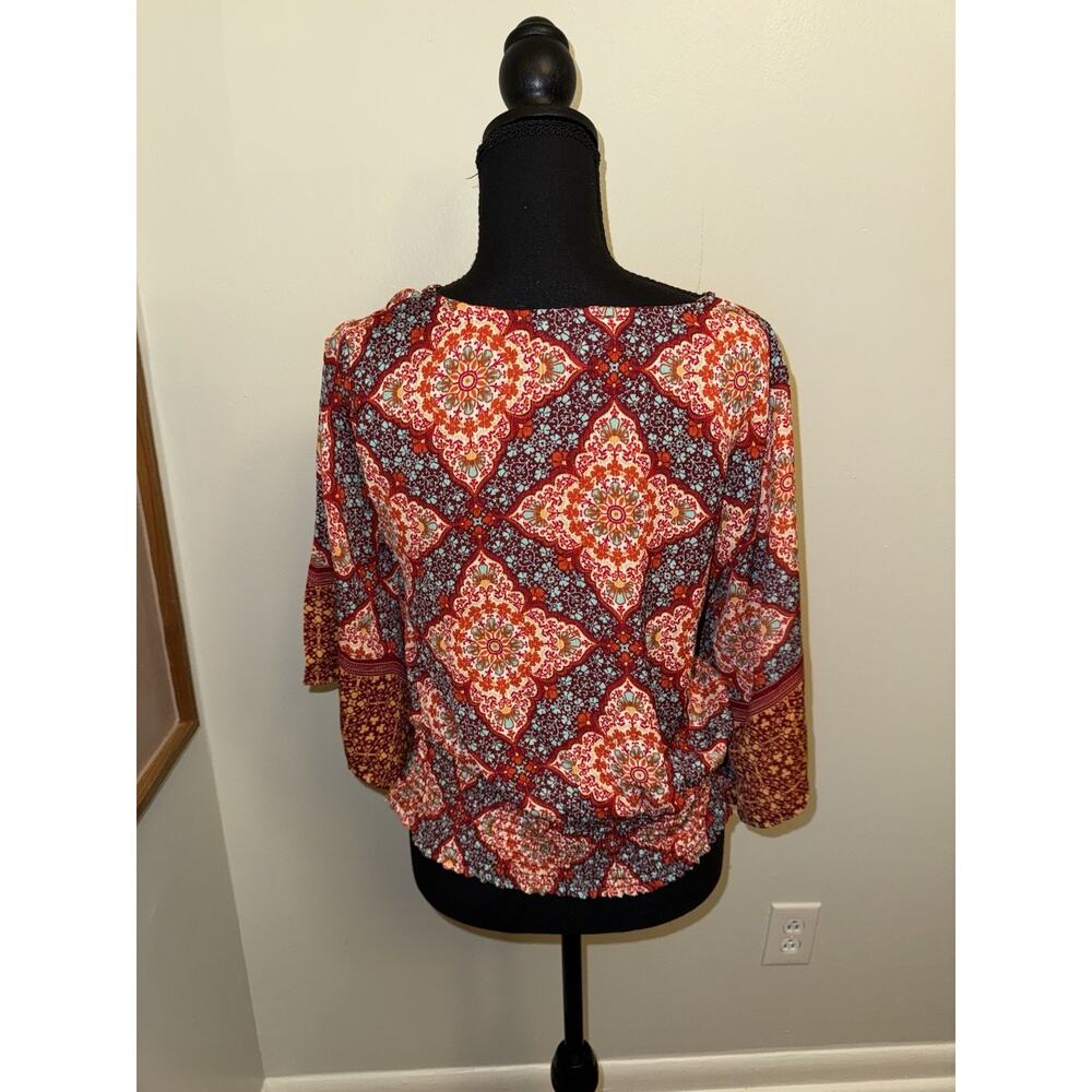 Twine & String Woman’s Cropped Red Blue Floral Smocked Surplice Boho Top Medium - Picture 4 of 5